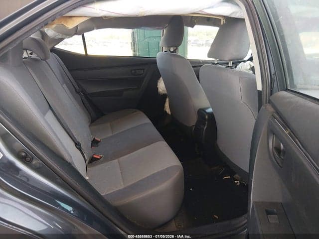 2017 TOYOTA COROLLA L 8