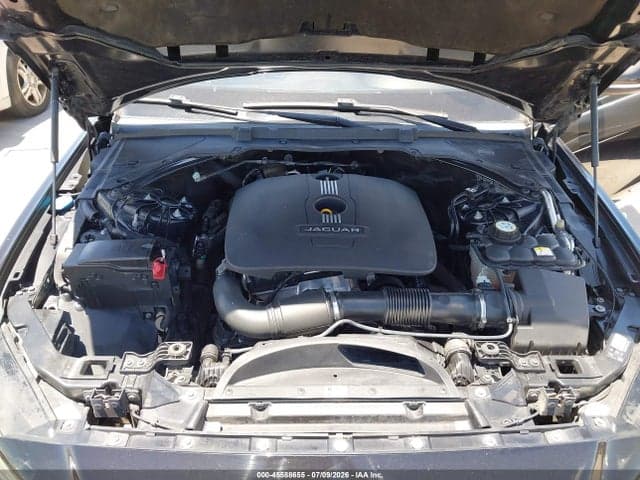 2017 JAGUAR XE 25T 10