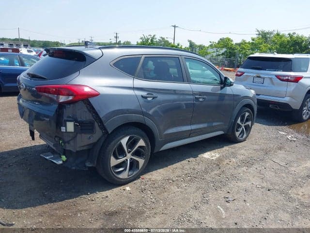 2018 HYUNDAI TUCSON VALUE 4