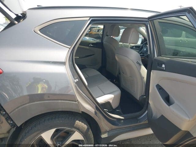 2018 HYUNDAI TUCSON VALUE 8
