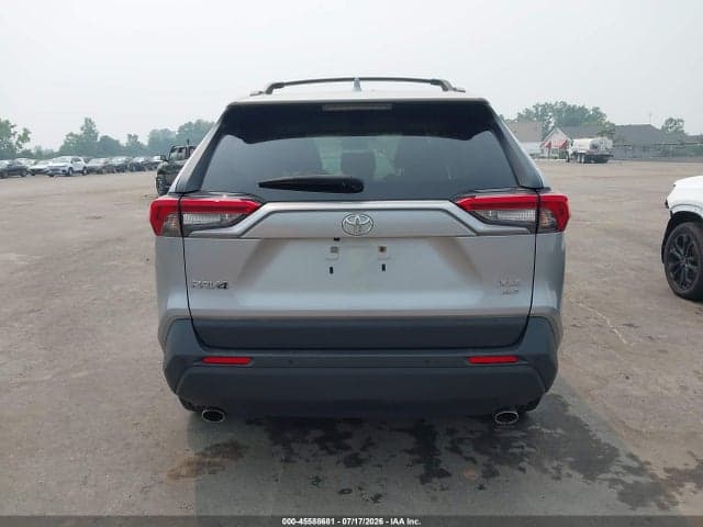 2019 TOYOTA RAV4 XLE PREMIUM 16