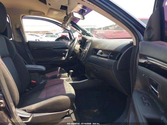 2019 MITSUBISHI OUTLANDER ES 5