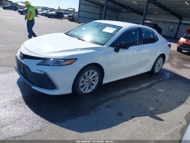 2024 TOYOTA CAMRY LE 2