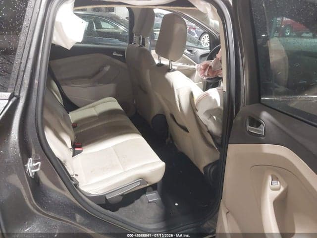 2019 FORD ESCAPE SE 8