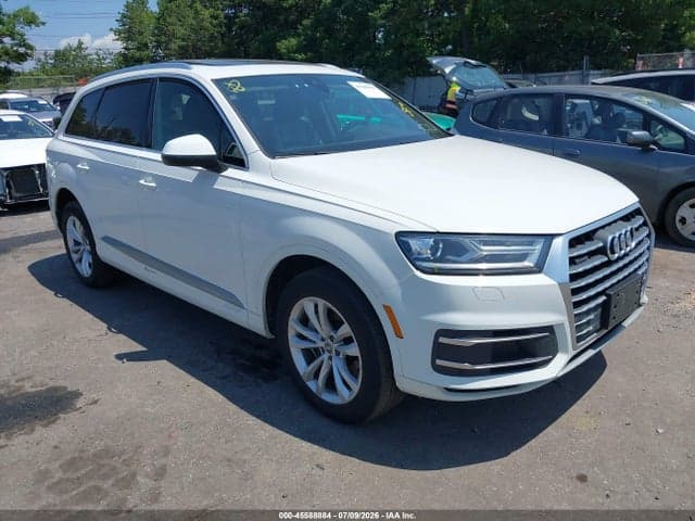 2019 AUDI Q7 1