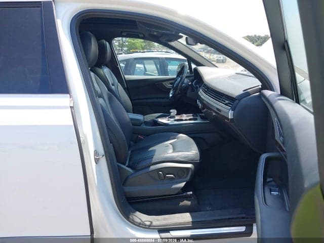 2019 AUDI Q7 5