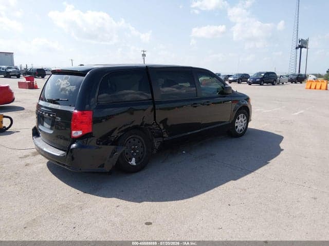 2019 DODGE GRAND CARAVAN SE 4