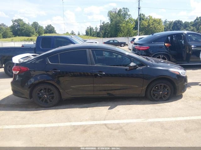 2017 KIA FORTE LX 12