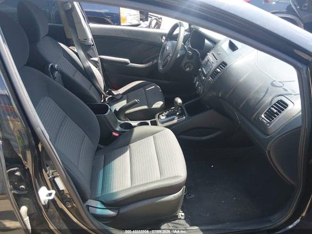 2017 KIA FORTE LX 5