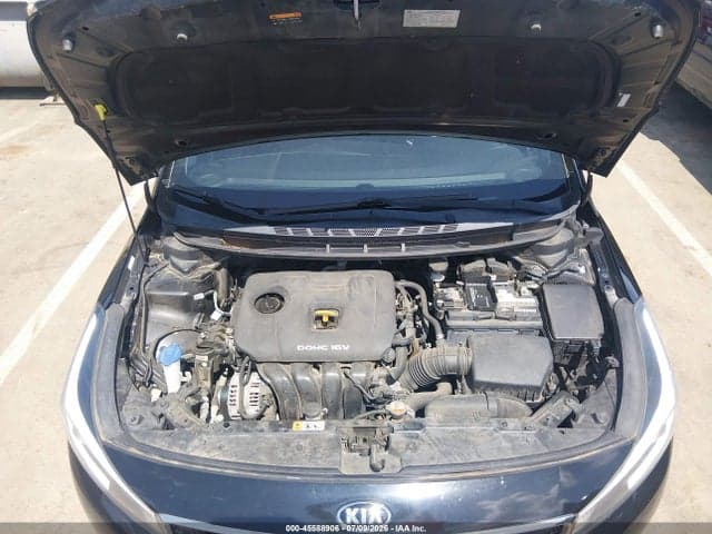 2017 KIA FORTE LX 10