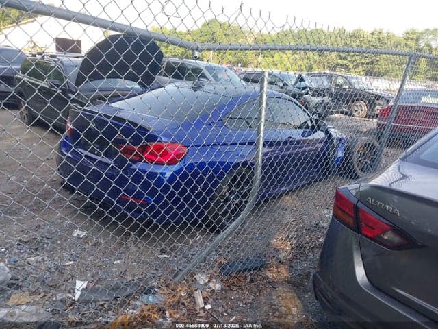2020 BMW M4 CS 4
