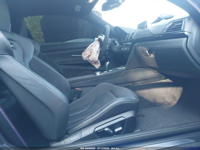2020 BMW M4 CS 5