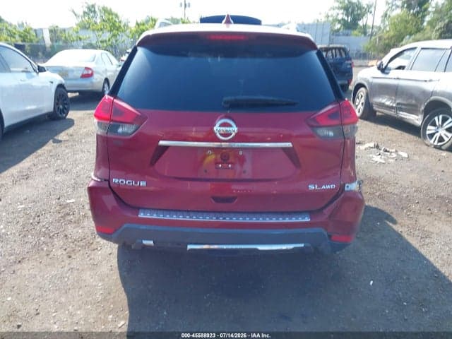 2018 NISSAN ROGUE SL 16