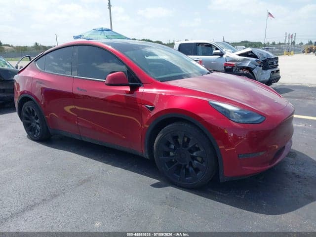 2024 TESLA MODEL Y 1