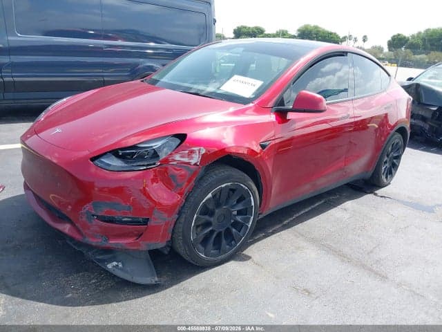 2024 TESLA MODEL Y 2