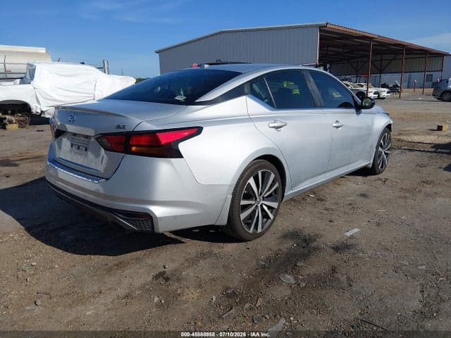 2020 NISSAN ALTIMA SR FWD 4