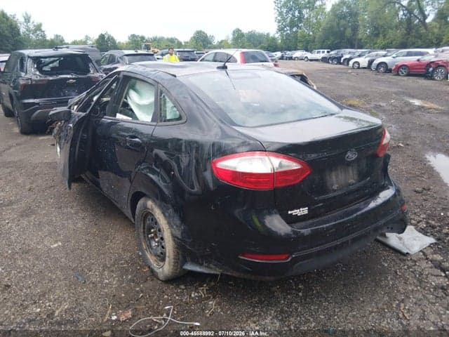 2017 FORD FIESTA S 3