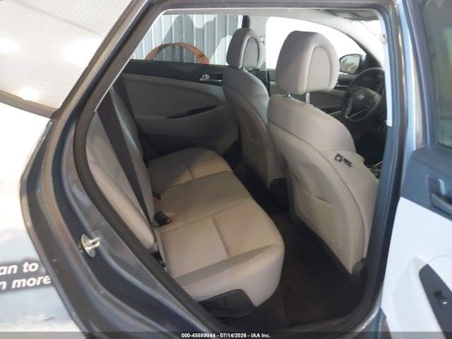2018 HYUNDAI TUCSON SE 8