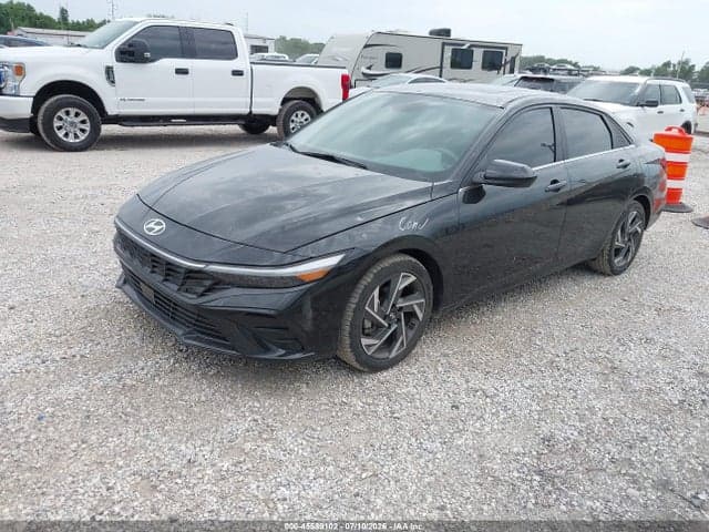 2024 HYUNDAI ELANTRA SEL 2