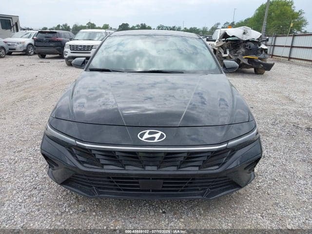 2024 HYUNDAI ELANTRA SEL 12