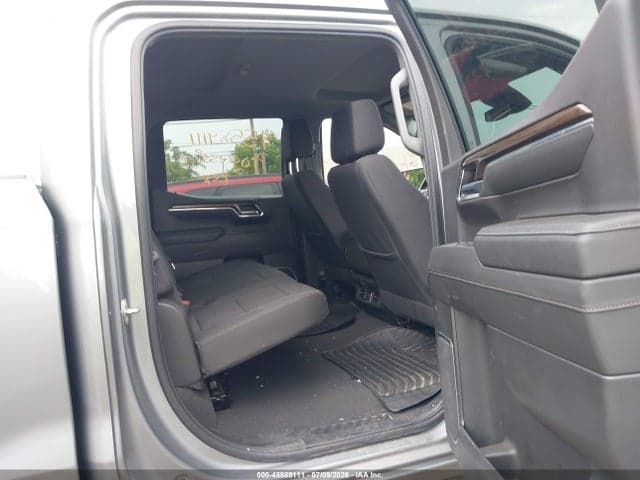 2023 CHEVROLET SILVERADO 1500 4WD SHORT BED LT WITH 2FL 8