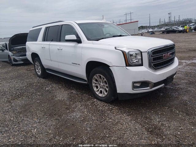 2017 GMC YUKON XL SLT 1