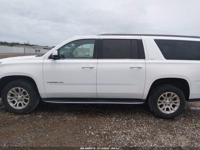2017 GMC YUKON XL SLT 14