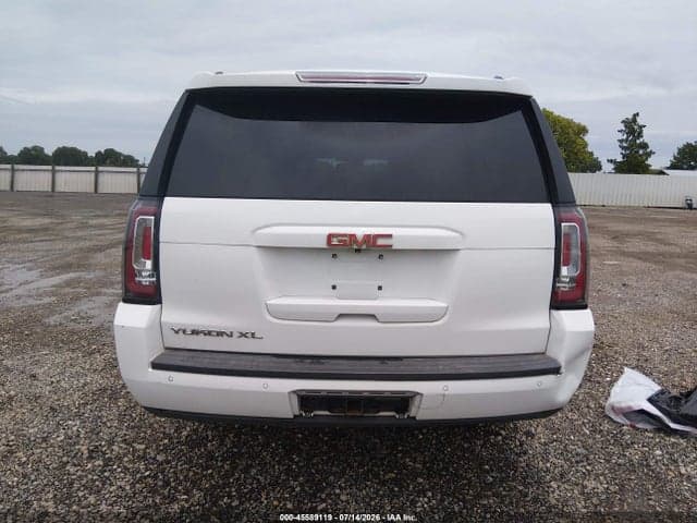 2017 GMC YUKON XL SLT 16