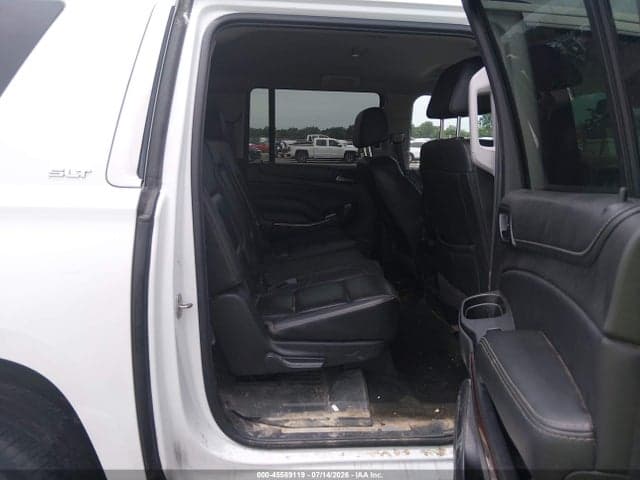 2017 GMC YUKON XL SLT 8