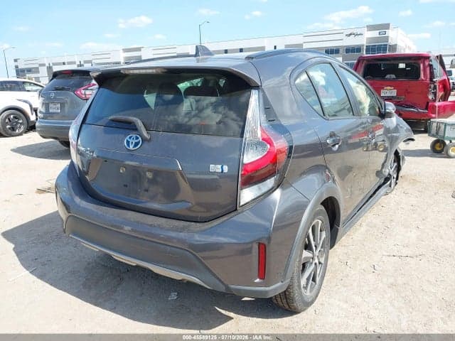 2019 TOYOTA PRIUS C L 4