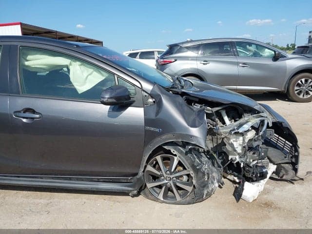 2019 TOYOTA PRIUS C L 6