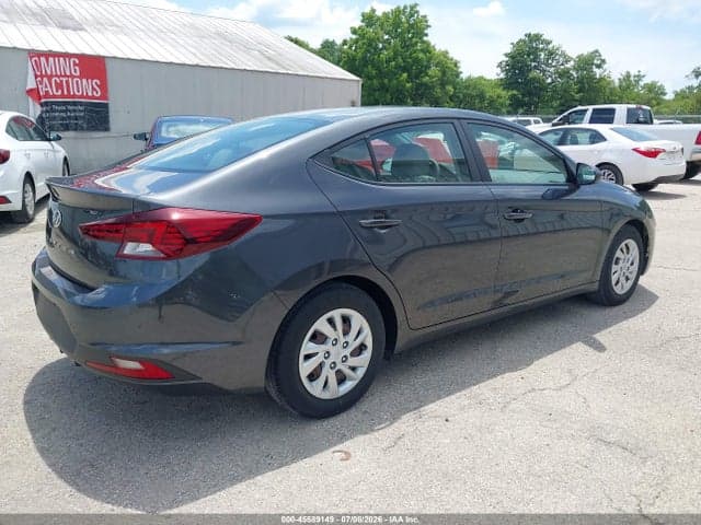 2020 HYUNDAI ELANTRA SE 4