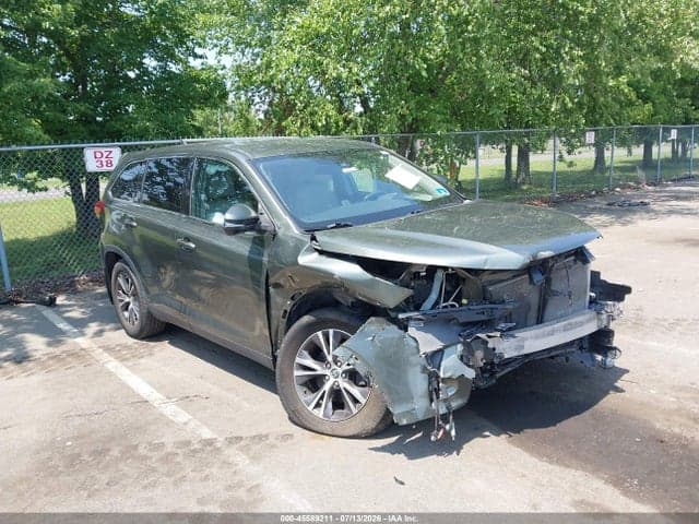2019 TOYOTA HIGHLANDER LE PLUS 1