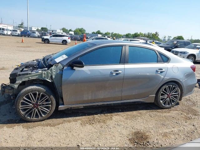 2022 KIA FORTE GT 15