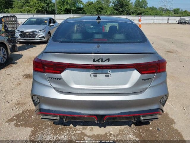 2022 KIA FORTE GT 17