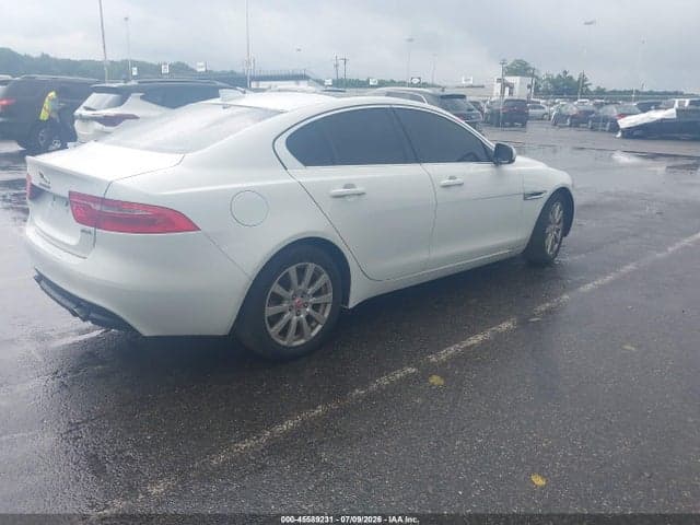 2019 JAGUAR XE 25T 4