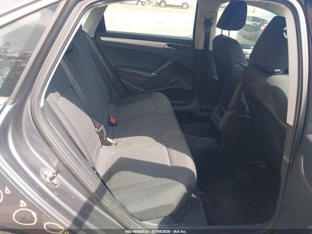 2017 VOLKSWAGEN PASSAT 1.8T S 8