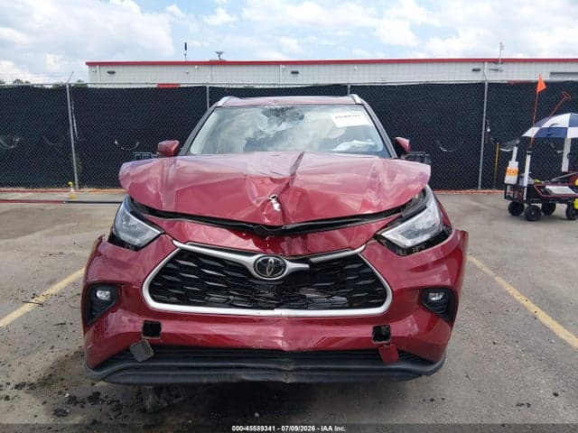 2020 TOYOTA HIGHLANDER XLE 6