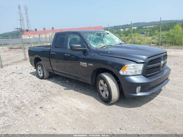 2019 RAM 1500 CLASSIC EXPRESS 4X4 6'4 BOX 1