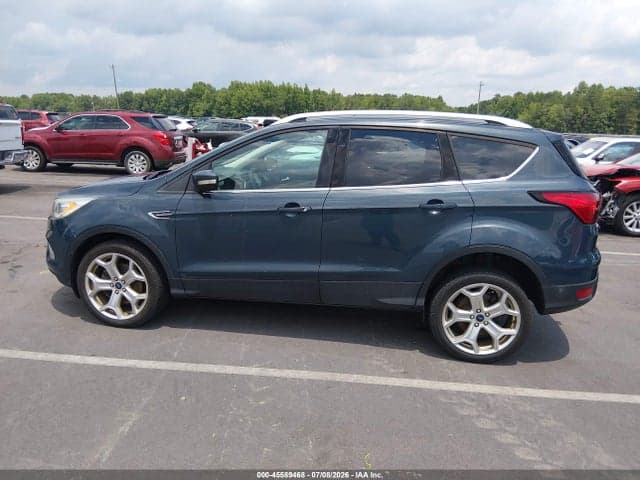 2019 FORD ESCAPE TITANIUM 14