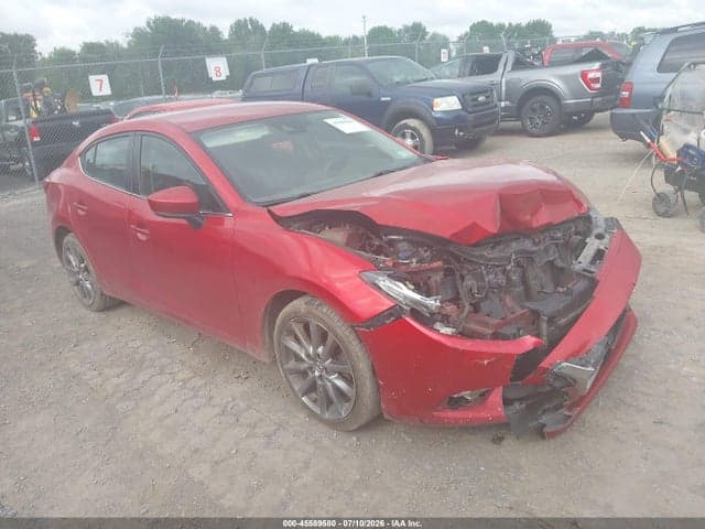 2018 MAZDA MAZDA3 TOURING 1