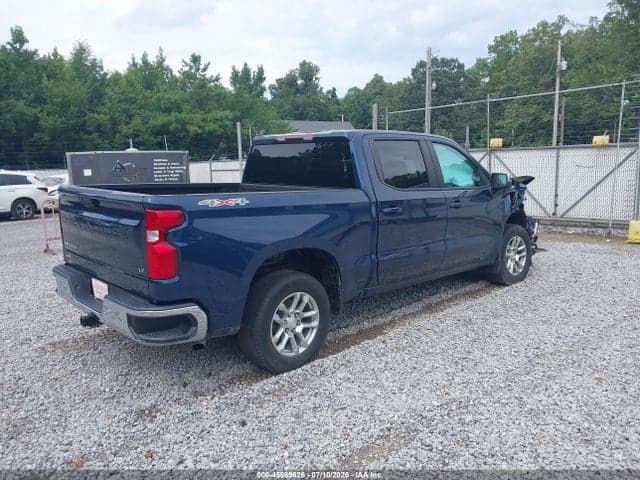 2022 CHEVROLET SILVERADO 1500 4WD SHORT BED LT WITH 2FL 4