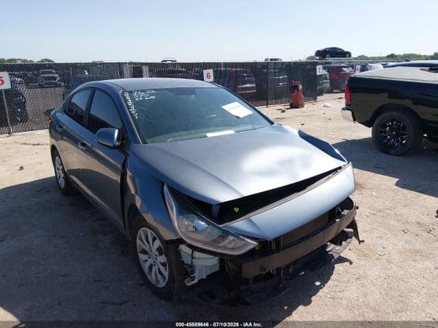 2019 HYUNDAI ACCENT SE 1