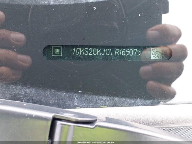 2020 GMC YUKON 4WD DENALI 9