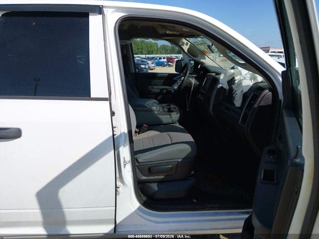 2019 RAM 1500 CLASSIC EXPRESS 4X2 6'4 BOX 5