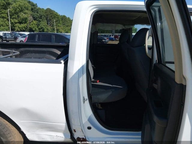 2019 RAM 1500 CLASSIC EXPRESS 4X2 6'4 BOX 8