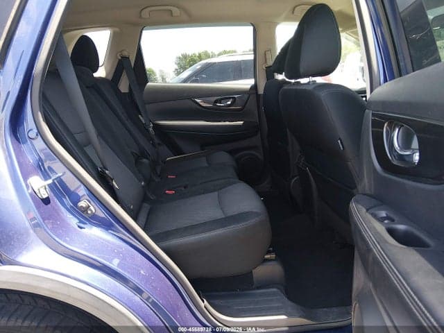 2018 NISSAN ROGUE SV 8