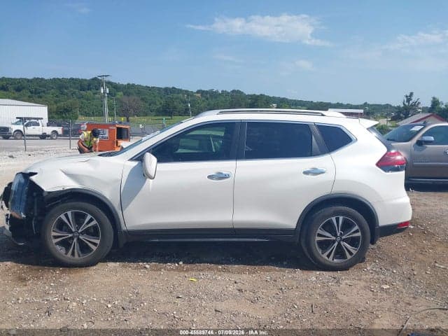 2019 NISSAN ROGUE SV 14