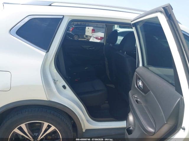 2019 NISSAN ROGUE SV 8