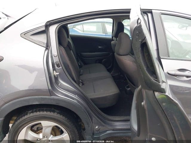 2017 HONDA HR-V LX 8